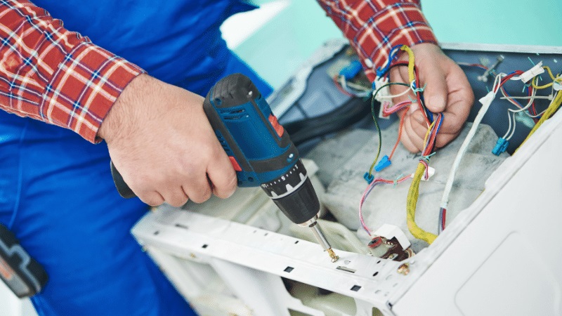 Darıca Franke Franke çamaşır makinesi kart tamiri – Su almama arızası orijinal parça ile giderildi. - Teknik servis örneği